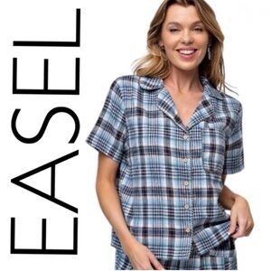 Easel NWT Light Blue and Navy Plaid Button-Front Shirt size Large